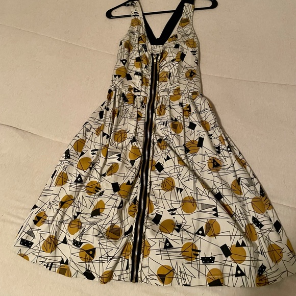 NÜMPH Geometric Pattern Cocktail Dress - Picture 1 of 3